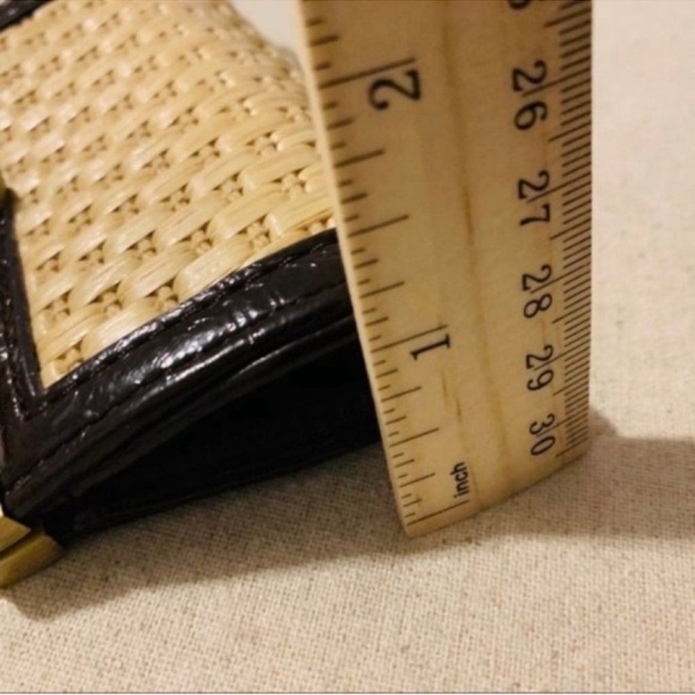 The Limited | Coin Pouch | Leather & Straw - Picture 8 of 12